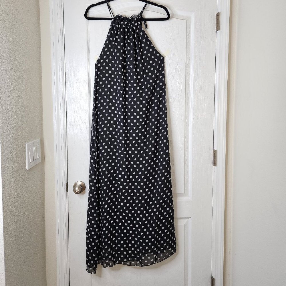 Ruffled halter neckline maxi flowy dress